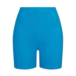 NWT SKIMS Recycled Swim Mid Waist Short in Turquoise